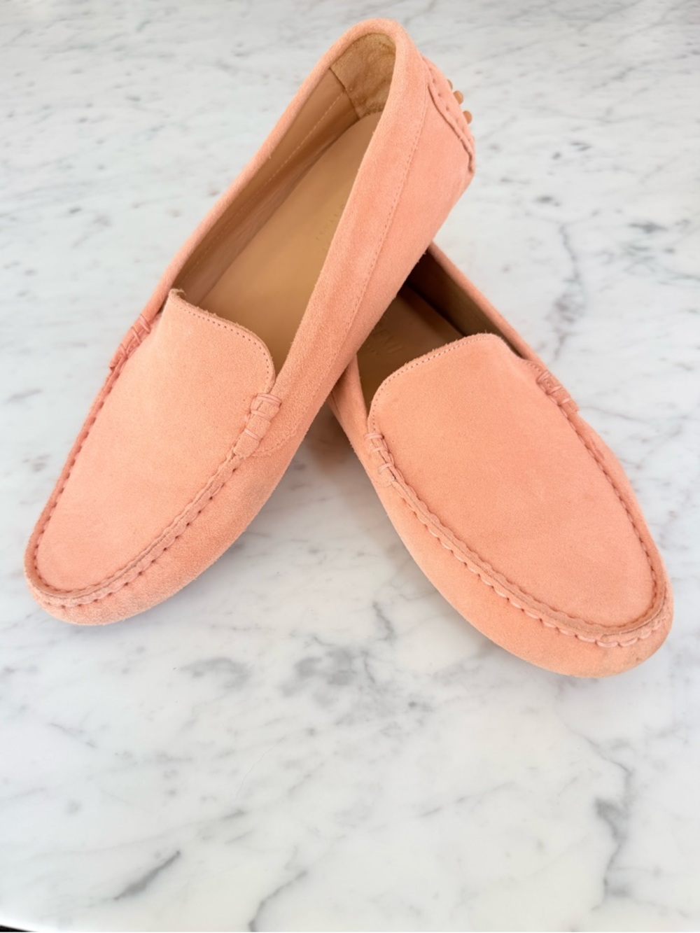 M Gemi The Felize Suede Moccasins Flat Loafers Peach Womens Size 38 US 7.5